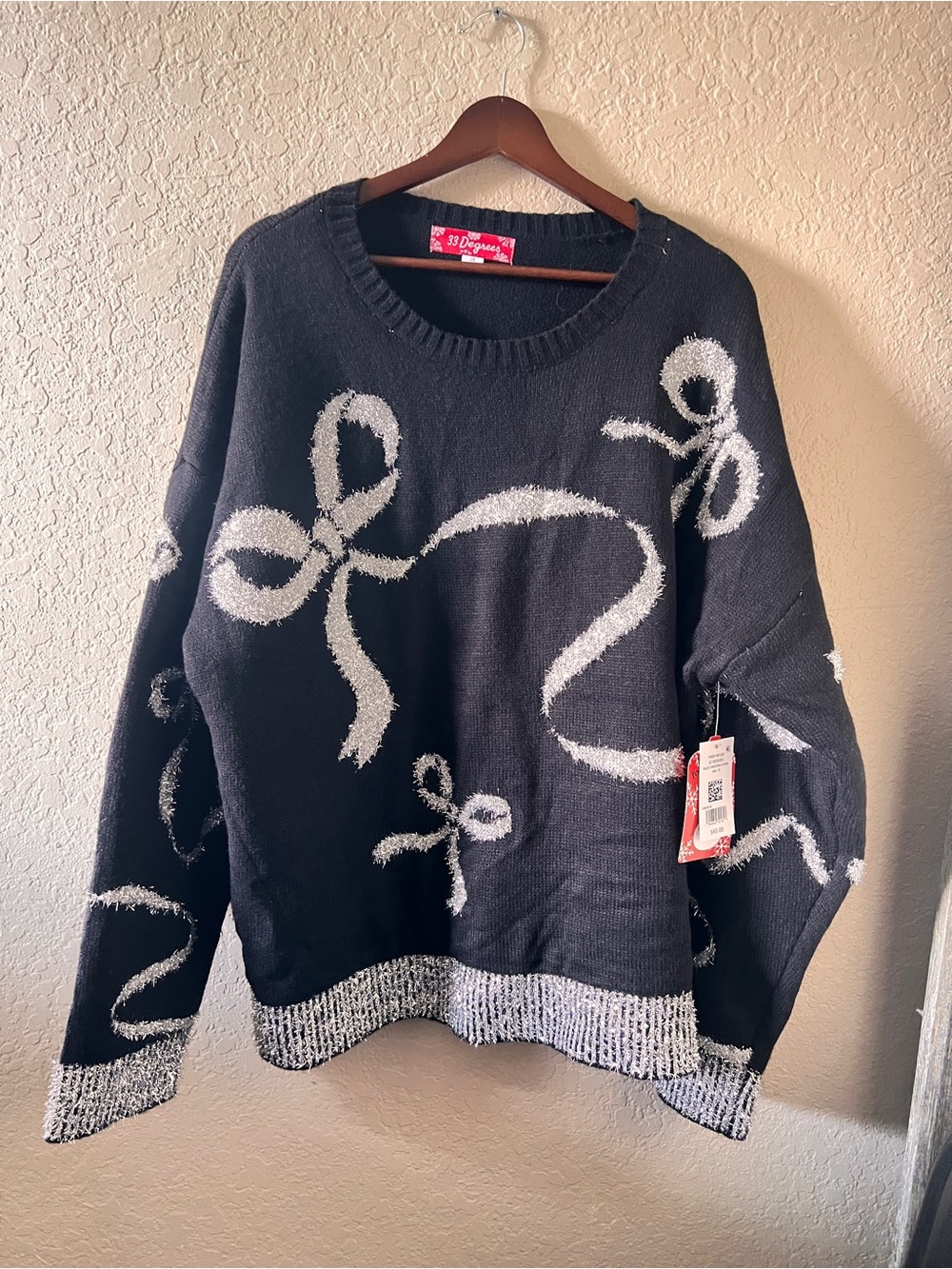 NWT 33 Degrees Black Holiday Sweater 2X with Silver Bow Motif Tinsel Christmas